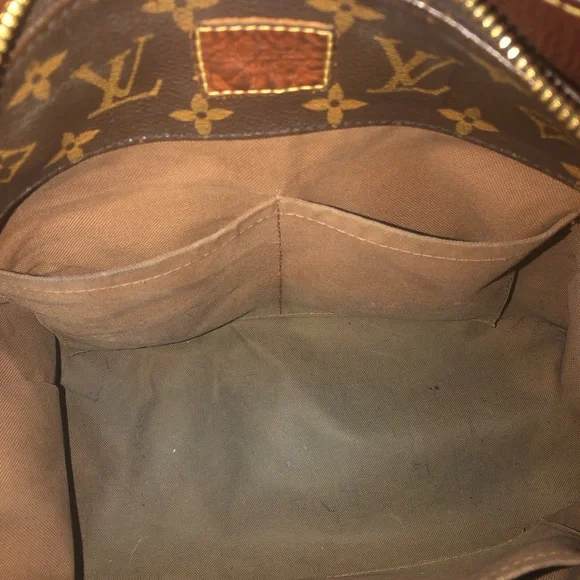 Louis Vuitton Monogram Sully PM - Picture 11 of 16